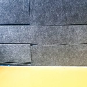 L’utilisation de chutes de sous-couches est à proscrire, car cela présente de sévères risques de points durs. [©Qualitel]