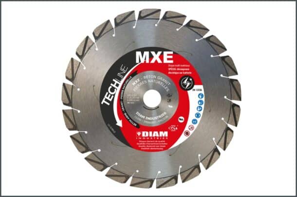 La gamme de disques multi-matériaux MXE est disponible en sept références, allant de 230 mm à 400 mm de diamètre. [©Diam Industries]