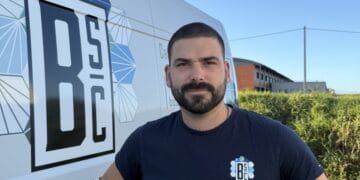 Thomas Cobigo, est le fondateur de Bretagne Sud Carrelage. [©Bretagne Sud Carrelage]